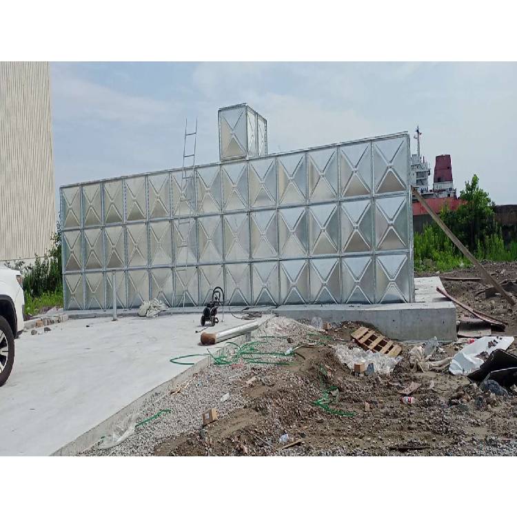 BDF水箱与不锈钢焊接水箱对比